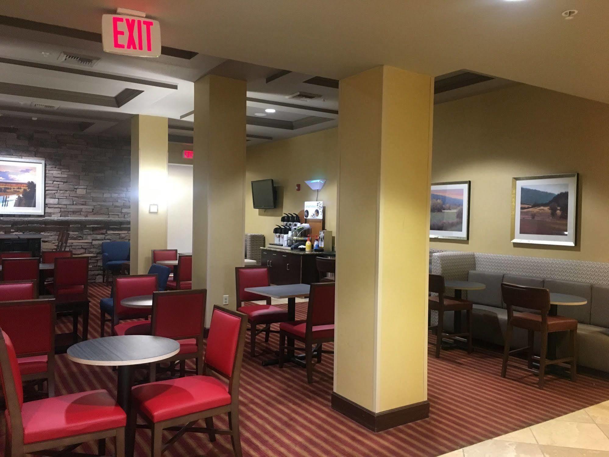 Holiday Inn Express Hotel & Suites Napa Valley-American Canyon By Ihg Εξωτερικό φωτογραφία